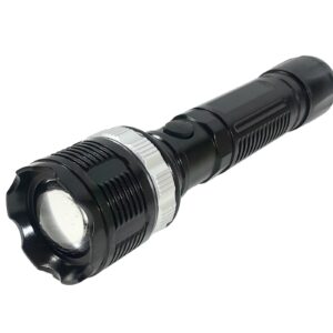 9" Rotating Focus Flashlight 'F186' (Uses 2 D Size Batteries)
